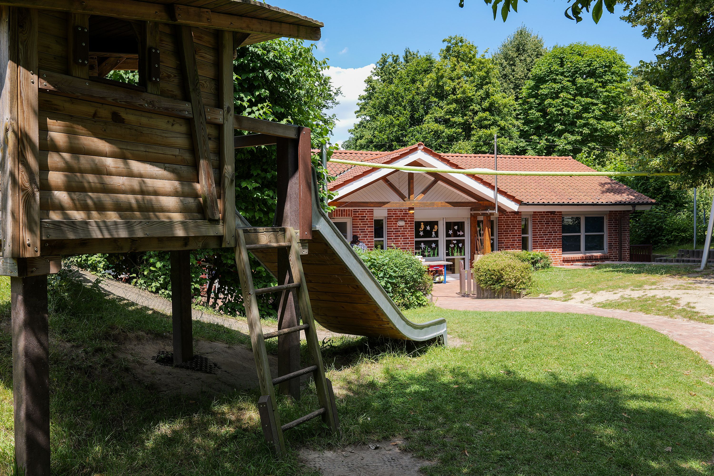 das Außengelände vom Paradieskindergarten