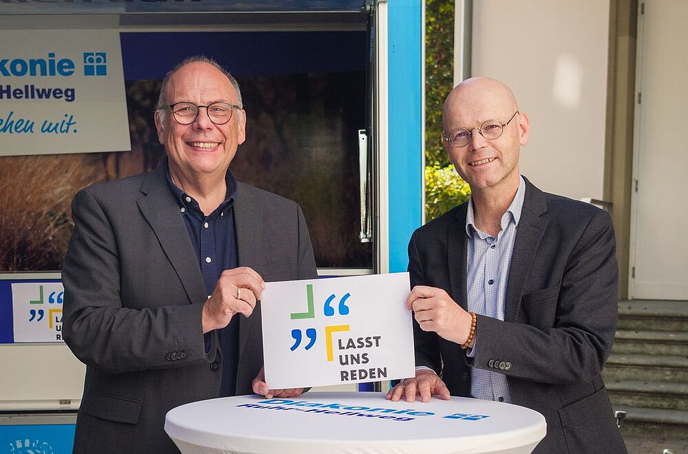 Bild zeigt Superintendent Dr. Manuel Schilling und Diakonie-Vorstand Christian Korte